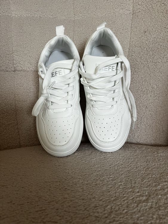 Chaussures hommes: Weisse Sneaker Neu – Neuf (Voir description) à Sagogn par Gerasimenko