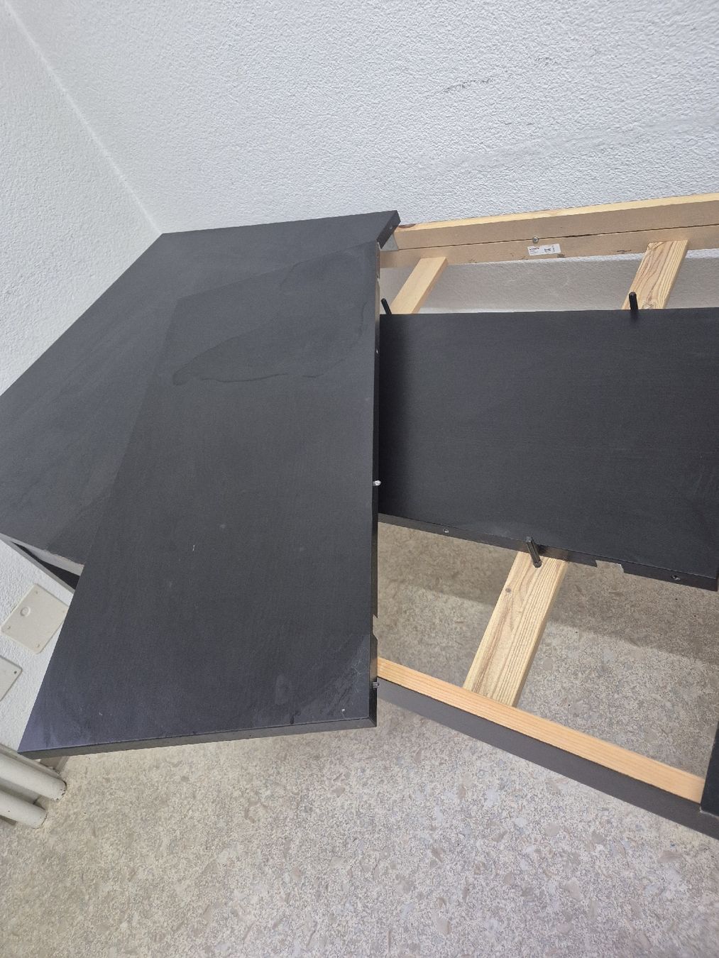 Ikea Tavoli: Tisch IKEA BJURSTA ausziehbar schwarz – Usato da Wald ZH venduto da _Hotarubi_ 6