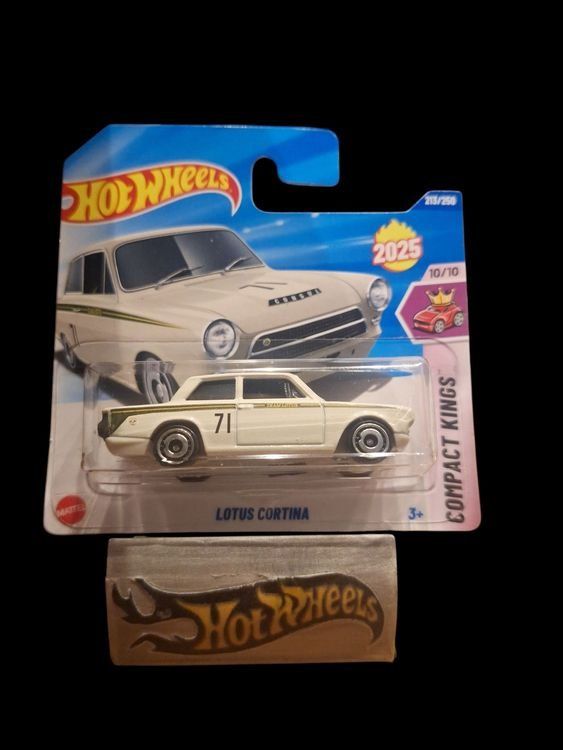 Hot Wheels Modellautos: Hot Wheels Compact Kings 2025 Lotus Cortina 10/10 S – Neu und originalverpackt aus Adlikon von Mmartin0