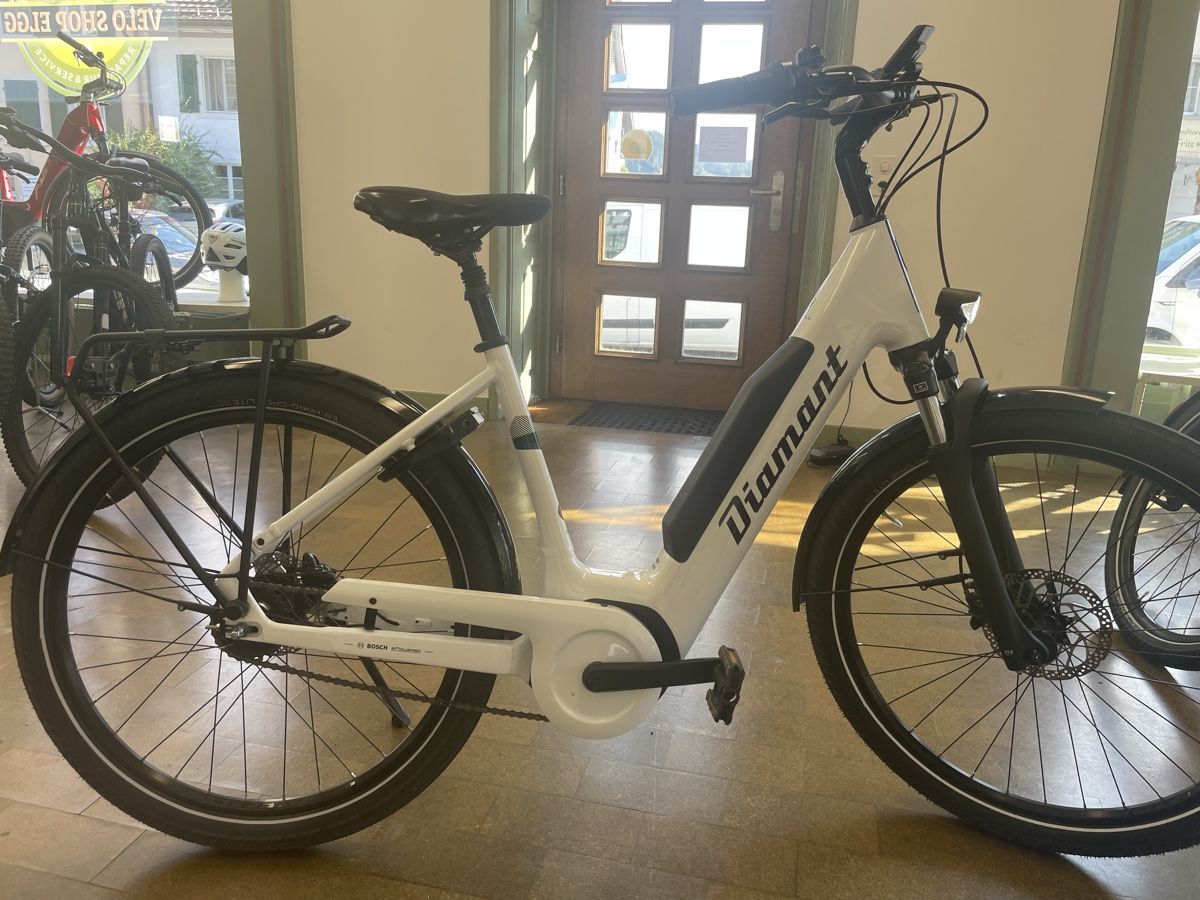 Bosch Velos: Diamant Beryll Bosch 800wh – Gebraucht aus Elgg von M-A-C