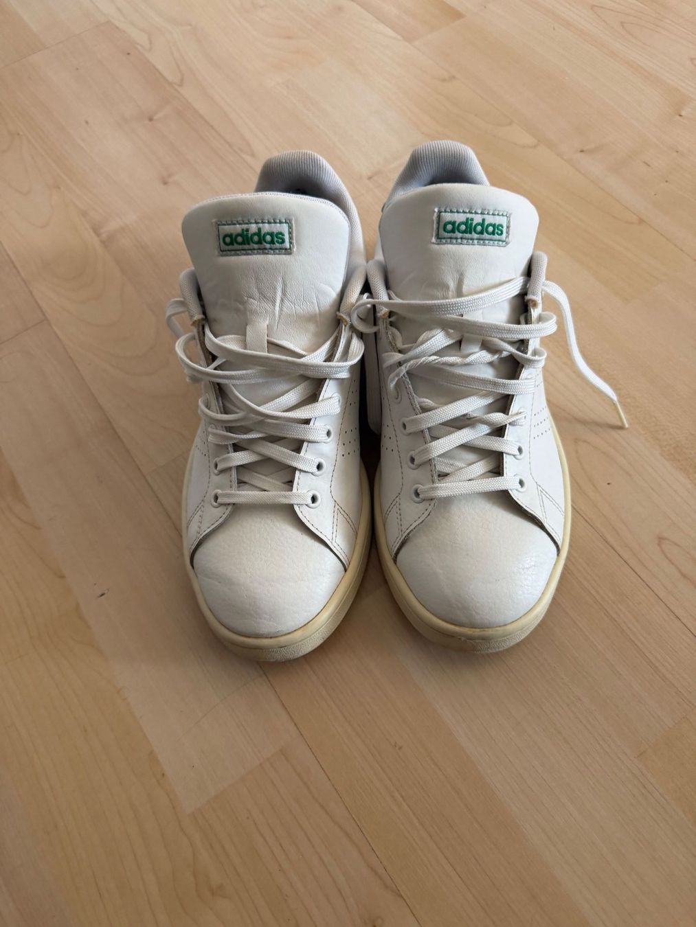 Adidas Herrenschuhe: Weisse Adidas – Gebraucht aus Kloten von Rico053