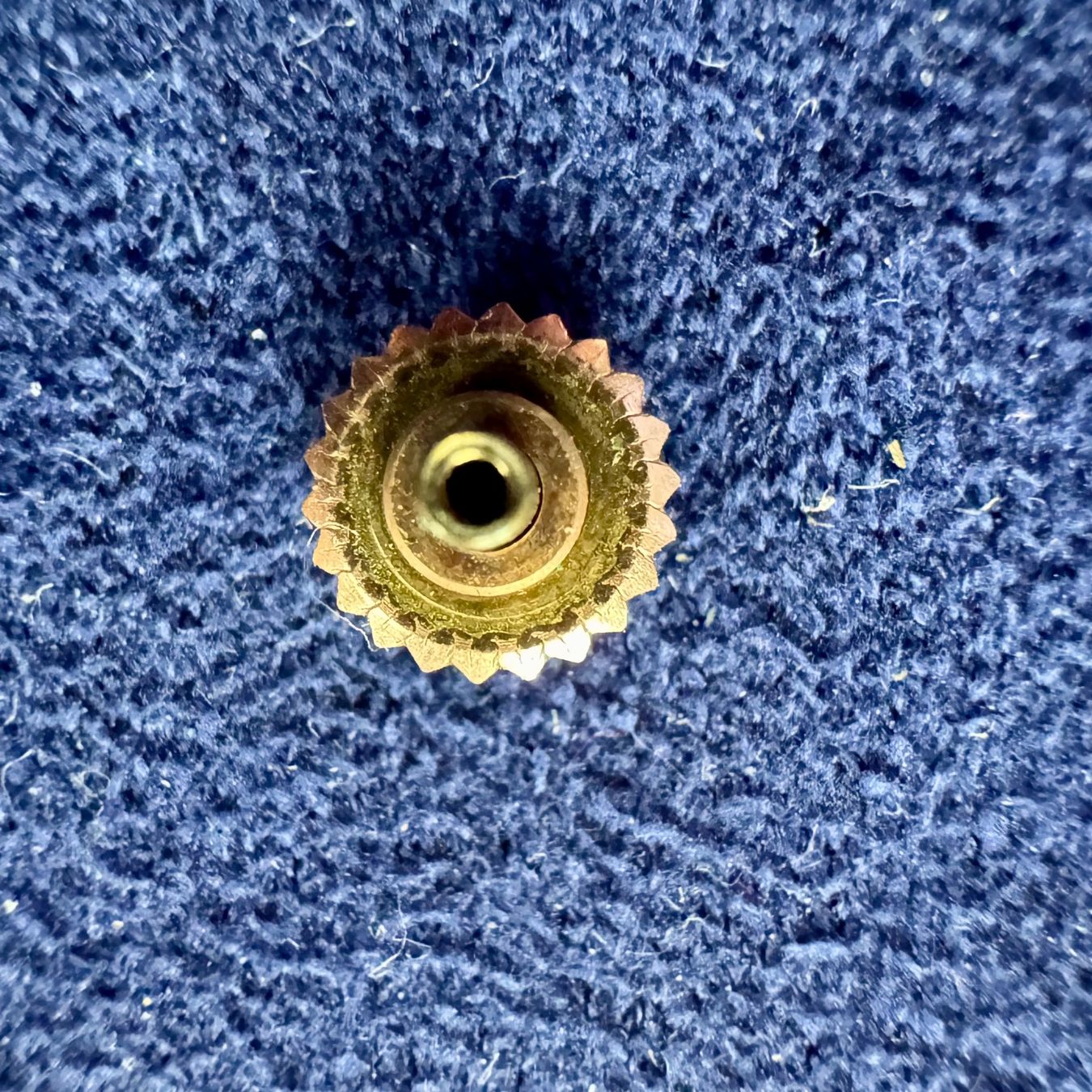 Cortébert Orologi: Cortebert Signed Crown 4.9mm/ Signierte Krone NOS – Nuovo (secondo la descrizione) da Arzier-Le Muids venduto da Avanna 4