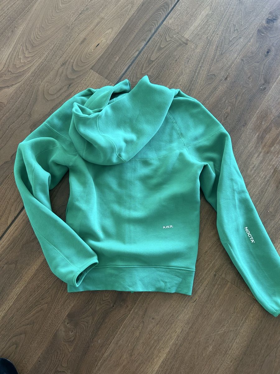 Nike Lots de vêtements: Trainer Nike Nocta , XS – D'occasion à Muntelier par cyrillus01 8