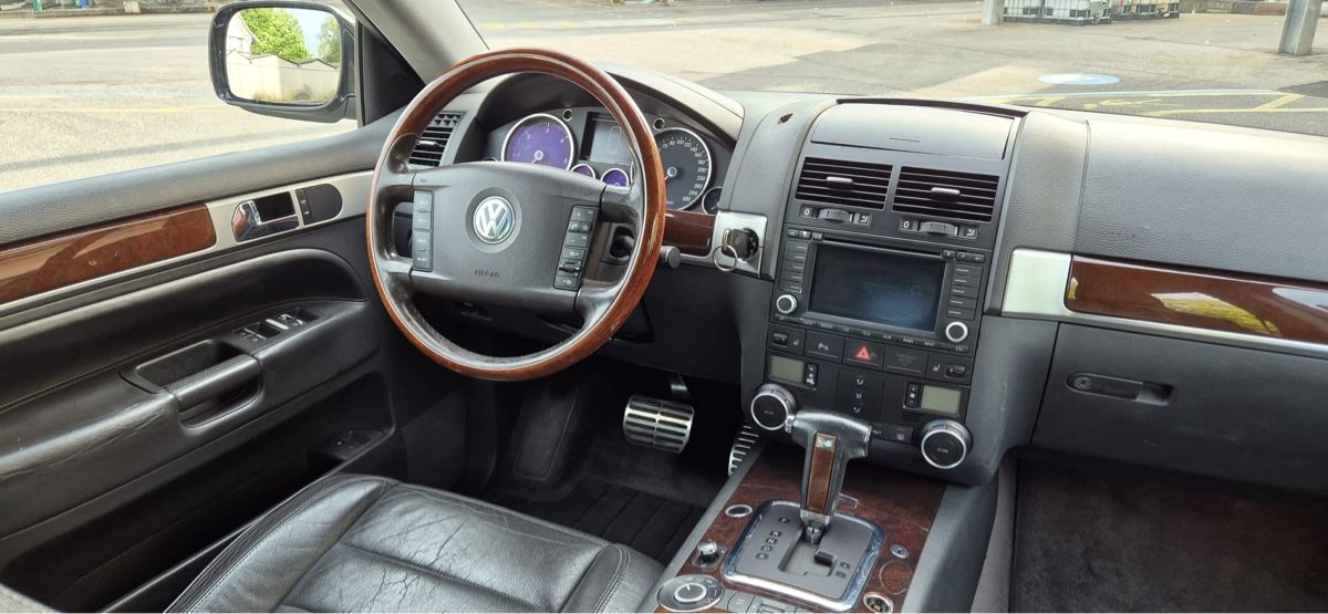 VW Autos: VW Touareg 5.0 TDI V10 – Gebraucht aus Bülach von _milziv 8