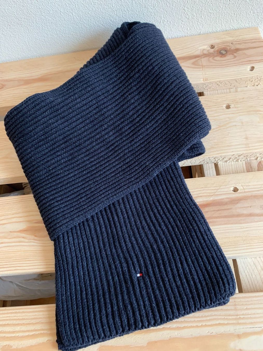 Tommy Hilfiger Foulards & écharpes: Schal Tommy Hilfiger – D'occasion à Winterberg ZH par vanilleinspiration 1