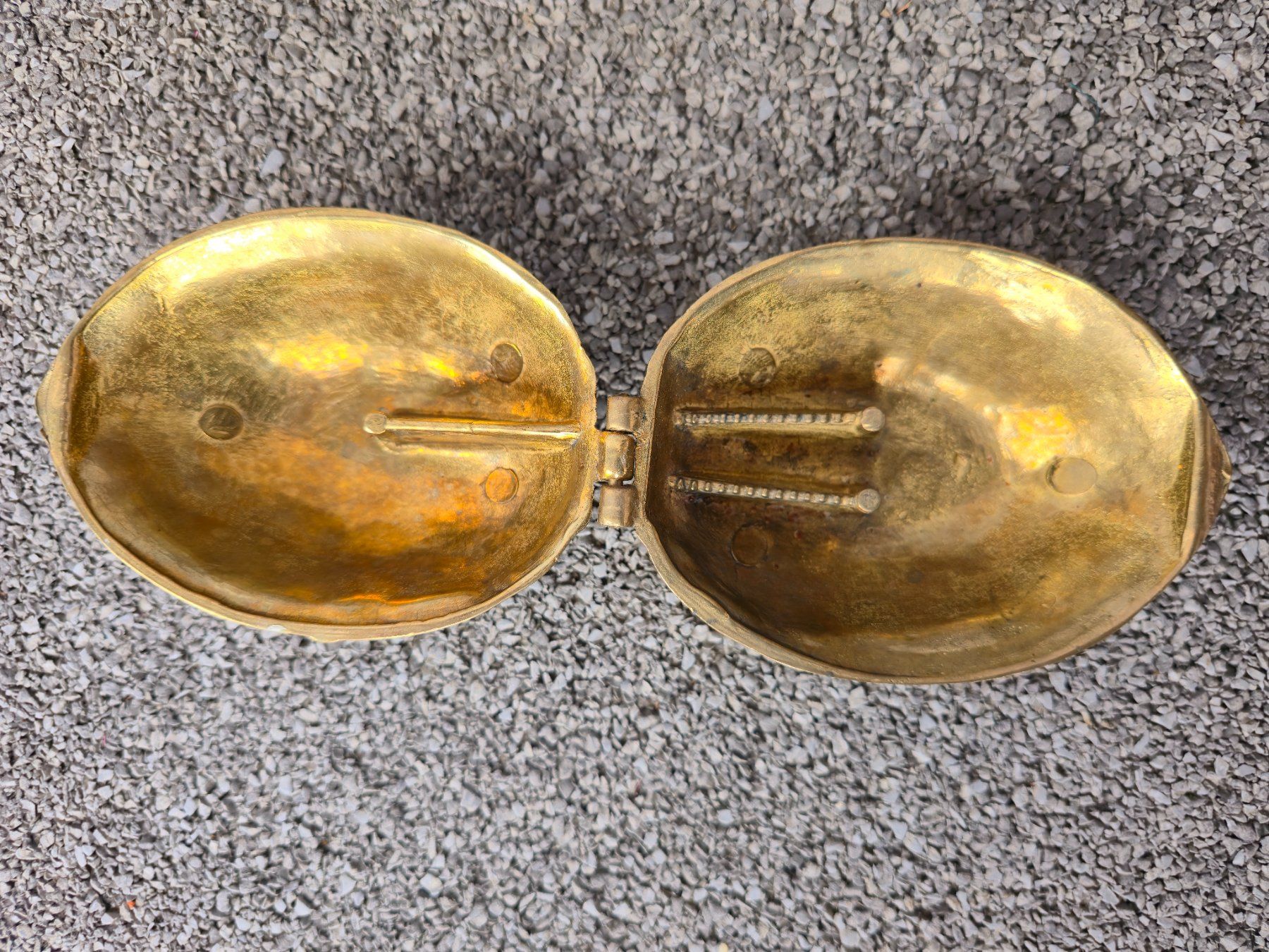 Figuren: Seltener Vintage Nussknacker aus massivem Messing Mid-Centur – Gebraucht aus Zürich von stylethequeen 5