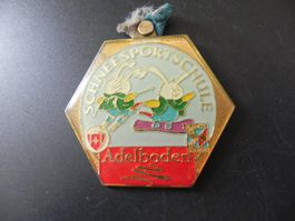 Grosse Medaille Schneesport Schule Adelboden