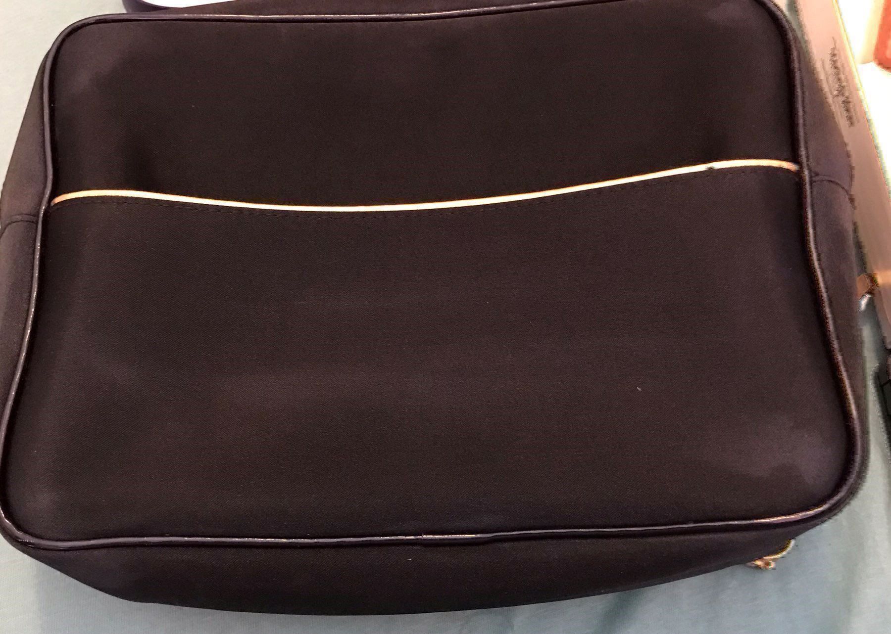 Sacs femmes: Kosmetiktasche ESTE LAUDER – D'occasion à Pfungen par Outlet64