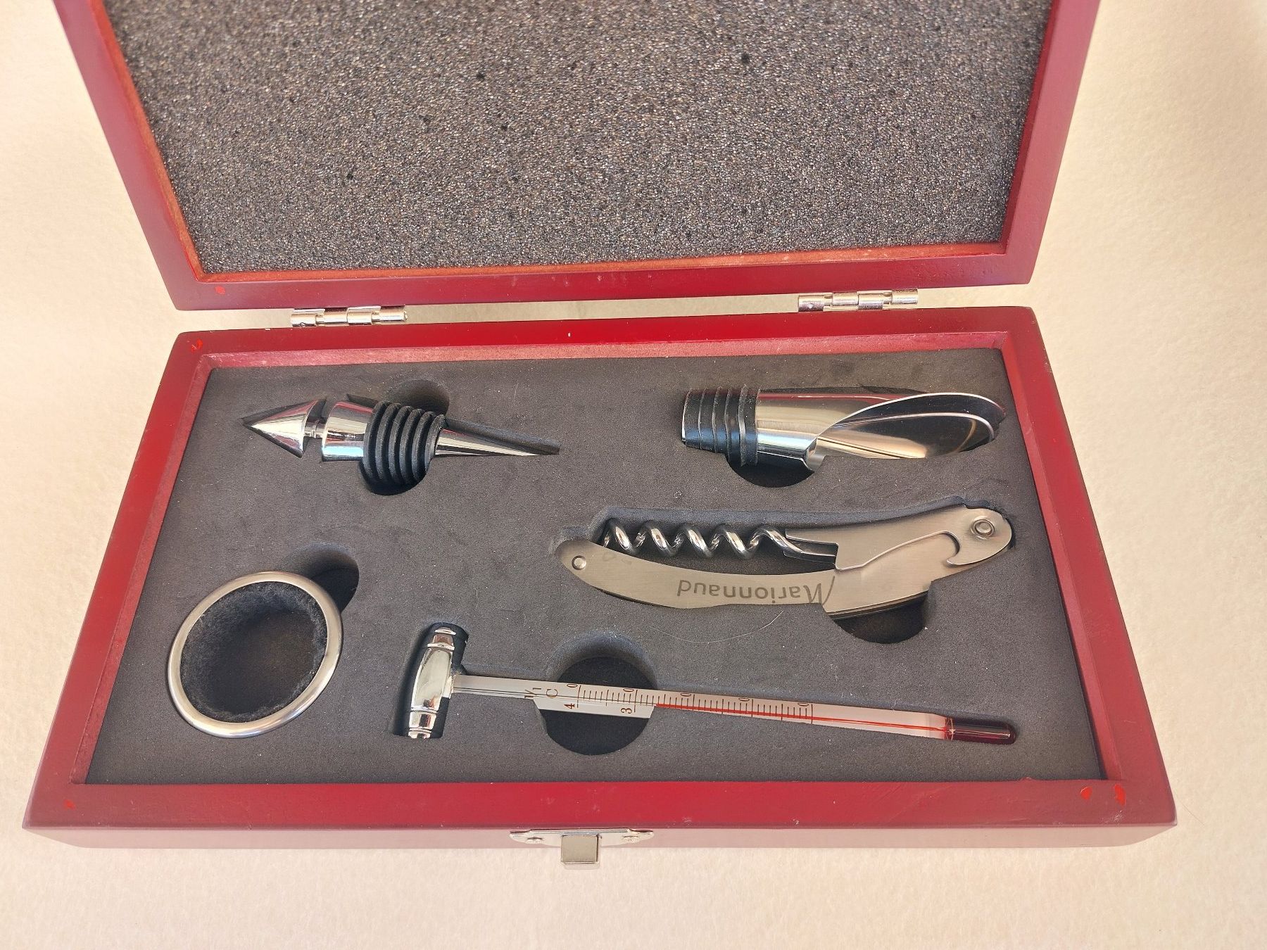 Apribottiglie & Tappi per chiusura: Sommelier-Geschenkset – Nuovo e nell'imballaggio originale da Uerikon venduto da mischa07