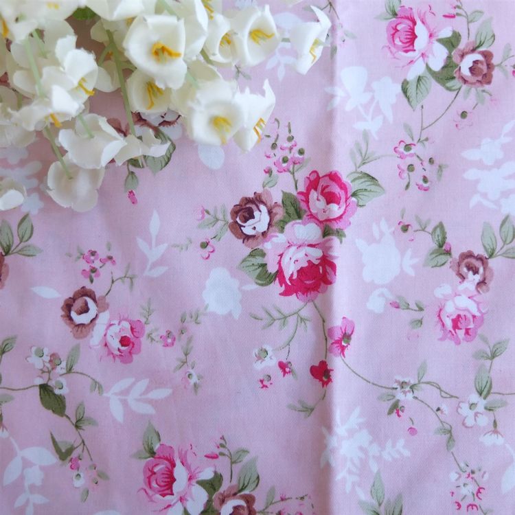 Stoff Blumen Rosa Tissu rose fleurs (Neuf (Voir description)) à pour ...