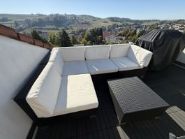 Lounge Set Rattan schwarz mit weissen Kissen Zustand ok
