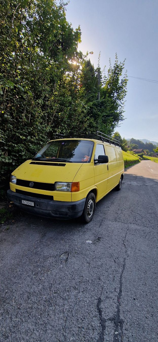 VW Camping Fahrzeuge: Bus VW T4 ab MFK – Gebraucht aus Flumserberg Saxli von Niti1313 2