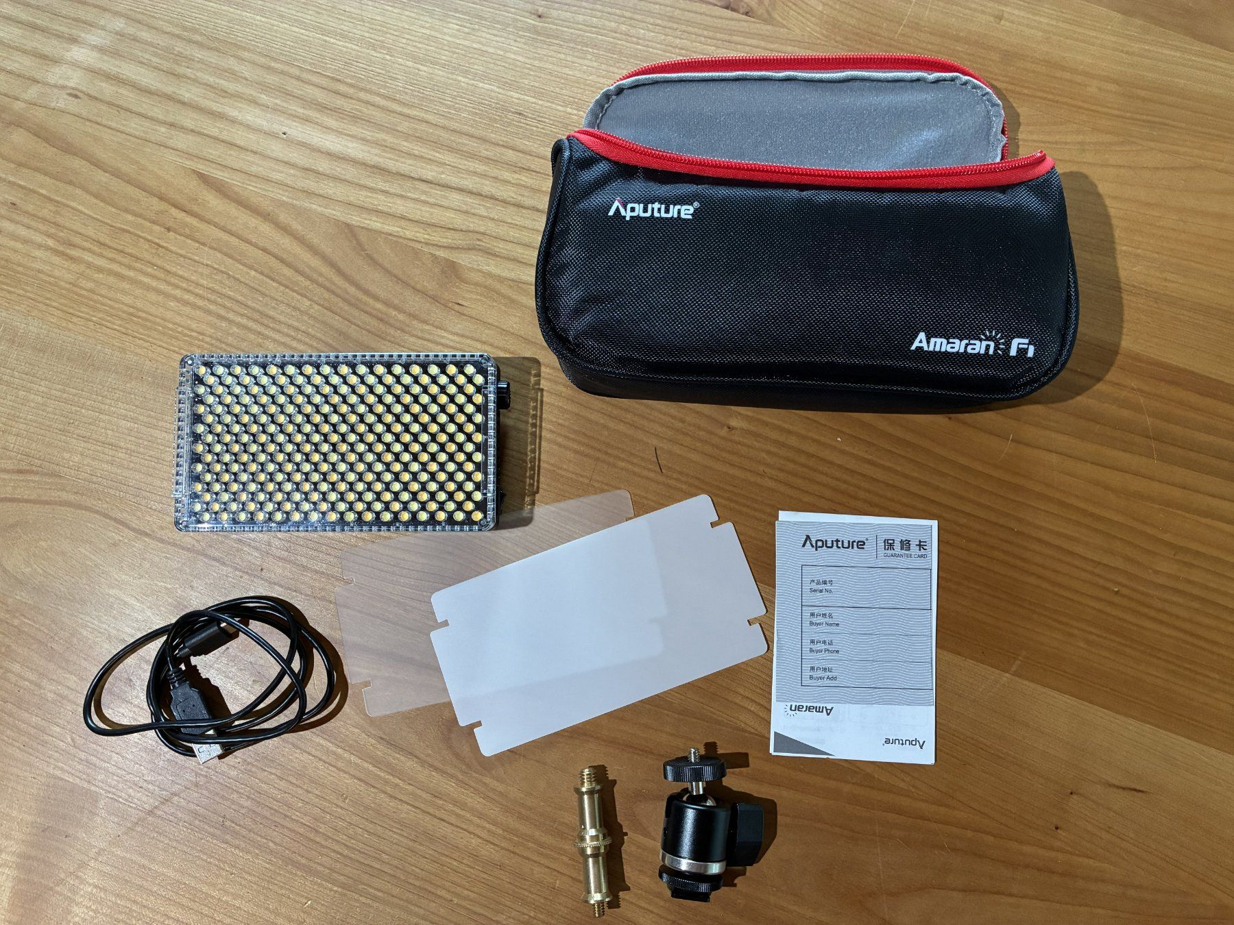 Aputure Lampade: Videolicht Aputure Amaran F – Usato da Wetzikon ZH venduto da jea_q5cg