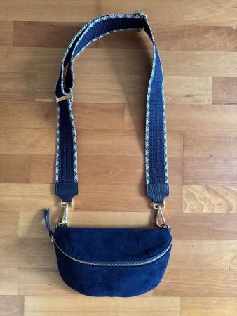 Elegante Wildleder Tasche dunkelblau mit Schultergurt NEU