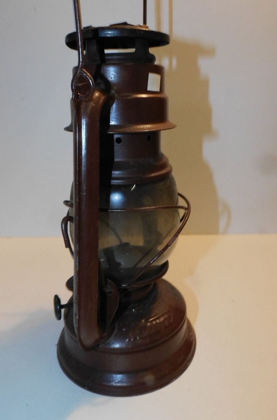 Lampade: Petrol Lampe Laterne ca 30 jahre plus - Blech Petrollampe – Usato da Sursee venduto da 76 2