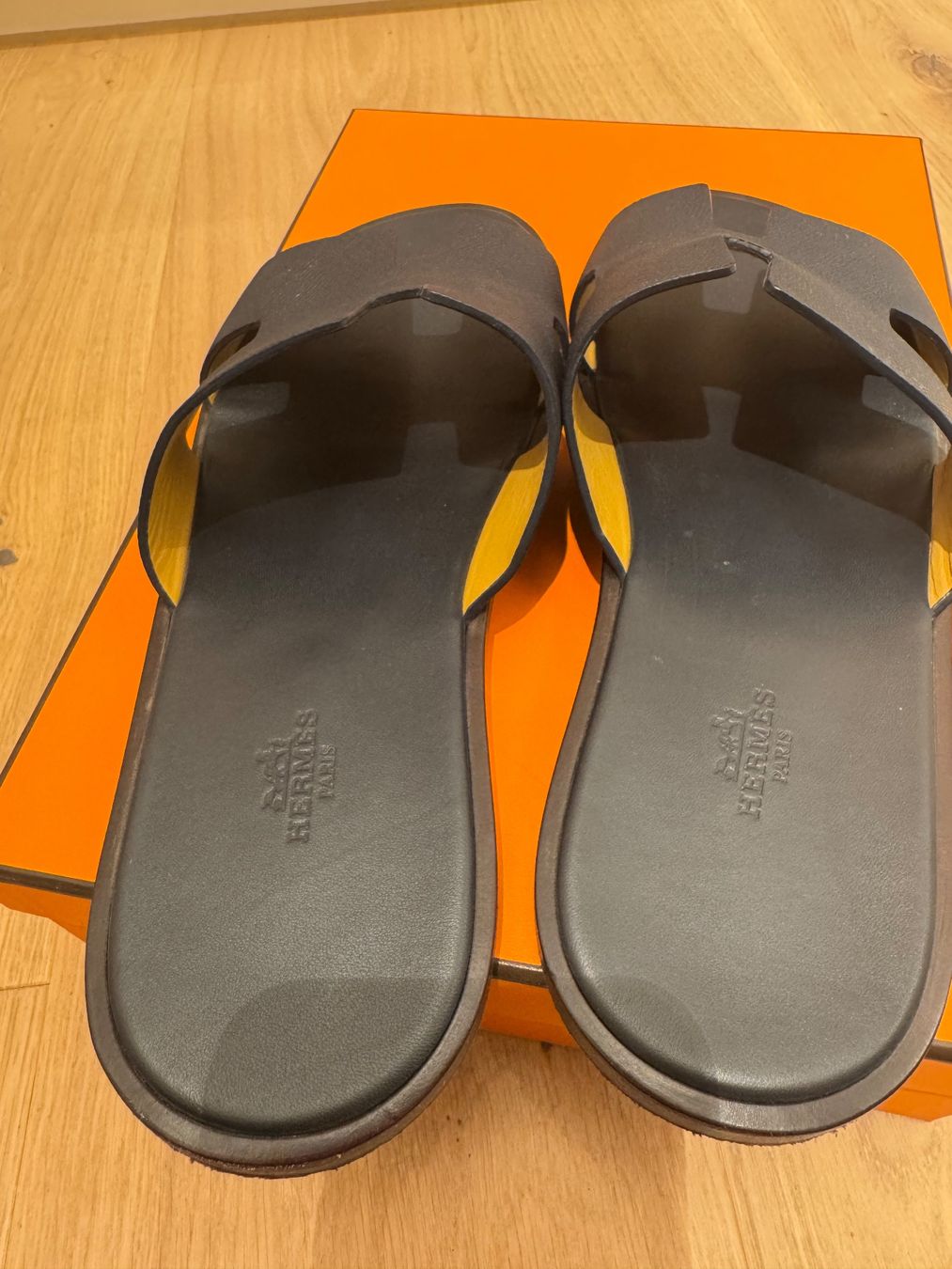 Hermès Scarpe da uomo: HERMES Izmir 44 – Usato da Weggis venduto da patinja 1