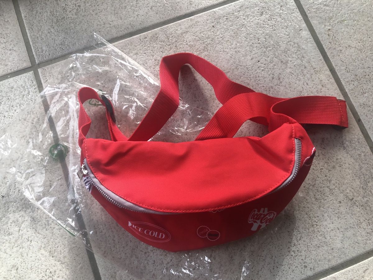 Coca-Cola Borse: Coca-Cola Bauchtasche, neu – Nuovo (secondo la descrizione) da Eglisau venduto da Vidal_sosun