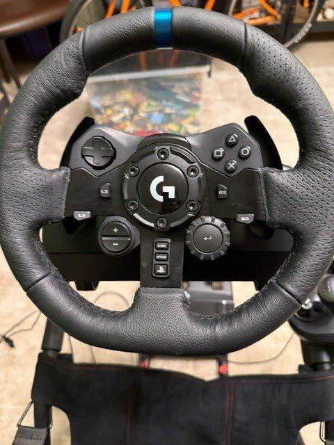 Logitech Console: Logitech G G923 mit Playseat Challenge – Usato da Zürich venduto da Affoltern5 3