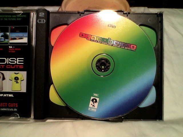CD: Remixes Definitives Doppelcd – Nuovo (secondo la descrizione) da Liesberg venduto da Concombres8478