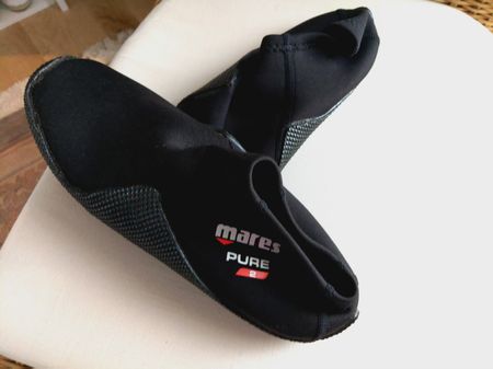 Badeschuhe/Wasserschuhe Gr. 8