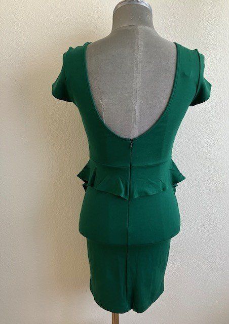 Zara Vestiti: Robe  avec volants,  Zara trafaluc T.M – Usato da Marin-Epagnier venduto da rchouchouu 1