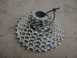 Shimano XT Kassette CS-M737-I 3x8-fach 