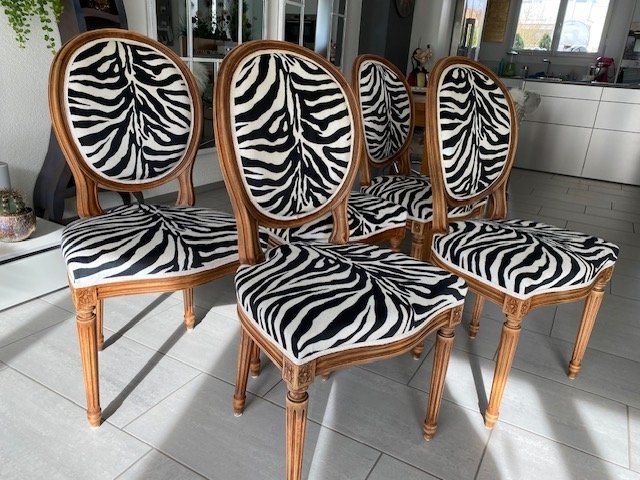 5 antike Louis XVI Medaillon Esszimmer-Stühle (Gebraucht) in Wiesendangen für CHF 650 – nur Abholung auf Ricardo kaufen