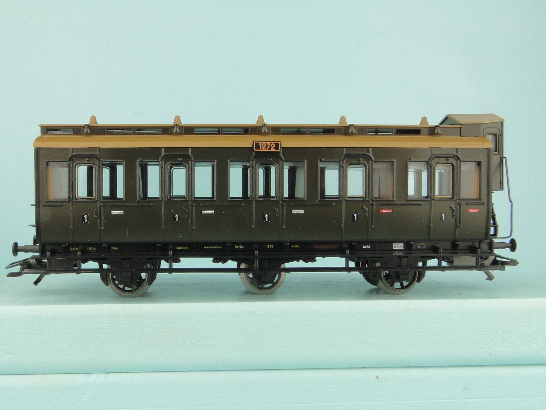 Märklin Modellini di ferrovie: Märklin 4206 Abteilwagen 1 Kl. – Usato da Bülach venduto da cann11 2