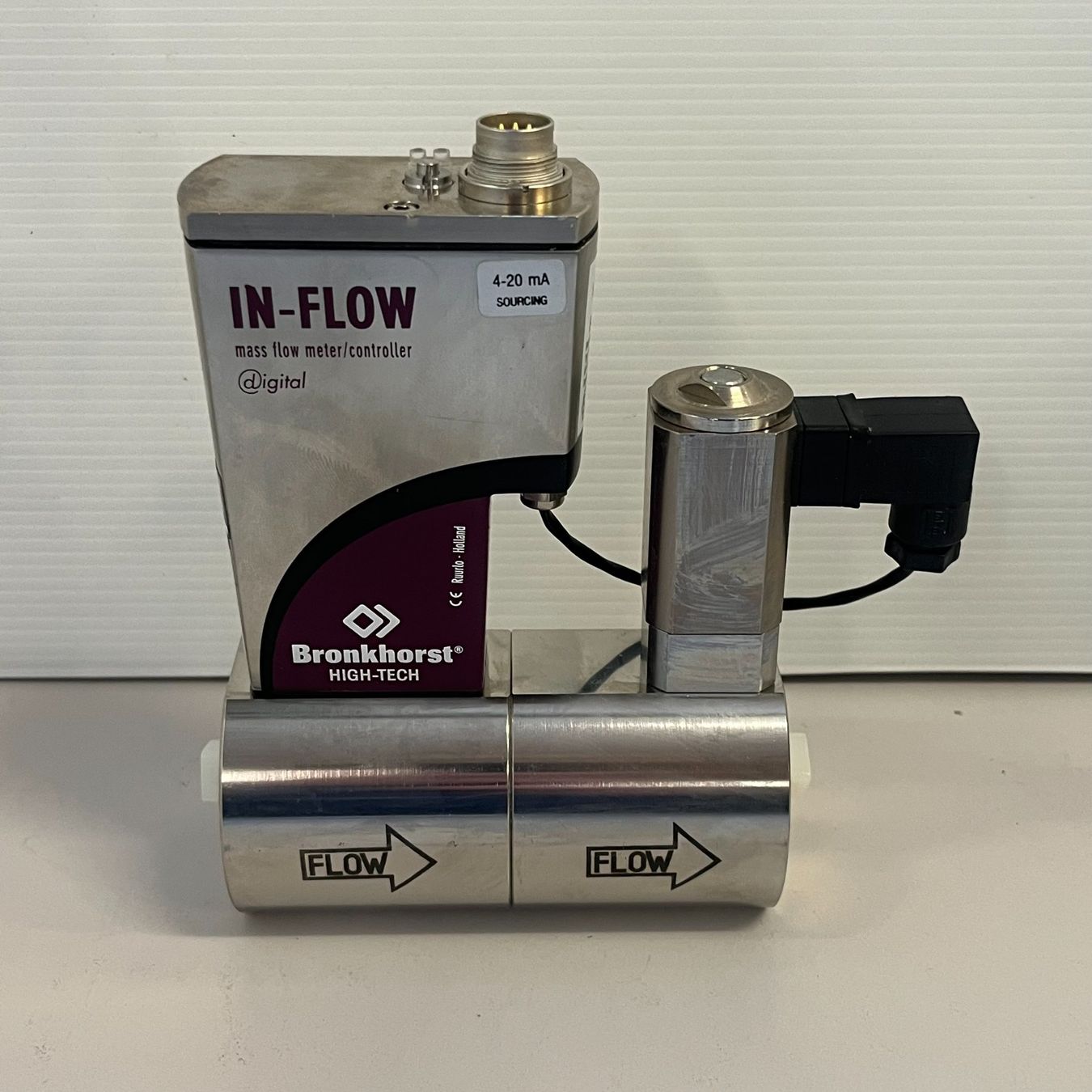 Accessori da laboratorio: Bronkhorst Mass Flow Controller F203 AI-AGB-00-V – Usato da Niederdorf venduto da LeptonAG_Labor 3