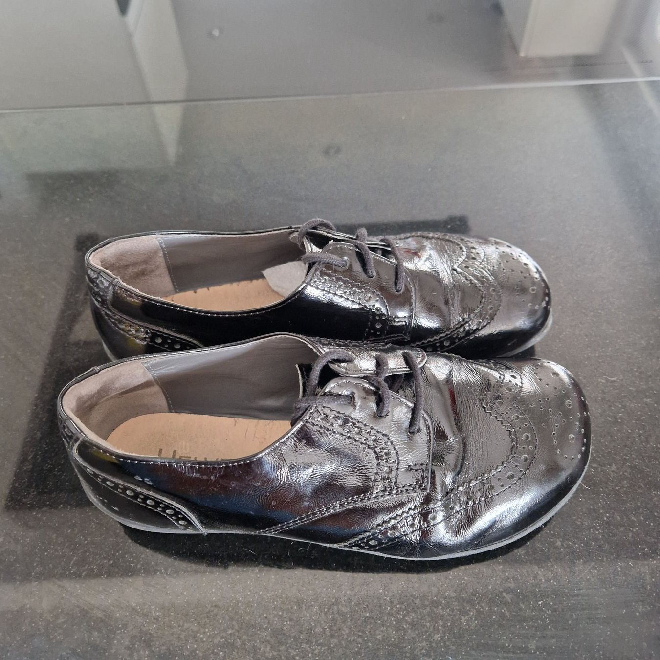 Helvesko Damenschuhe: Helvesko, Budapester, Lackleder, 35 – Gebraucht aus Gränichen von sunchi07 1