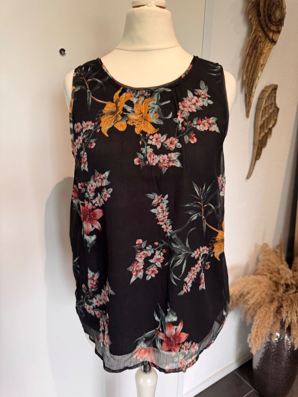 Vero Moda Camicette: Bluse Blüsli Vero Moda Gr. XS mit Blumenmuster – Usato da Rothrist venduto da Fondgruebe