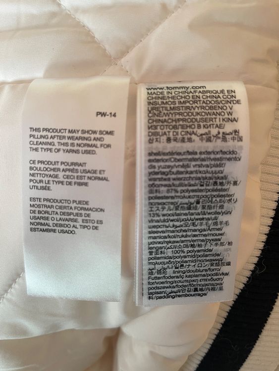 Tommy Hilfiger Giacche: TOMMY JEANS BLOUSON BOMBERJACKE – Nuovo (secondo la descrizione) da Zürich venduto da STYLEHAUS 9