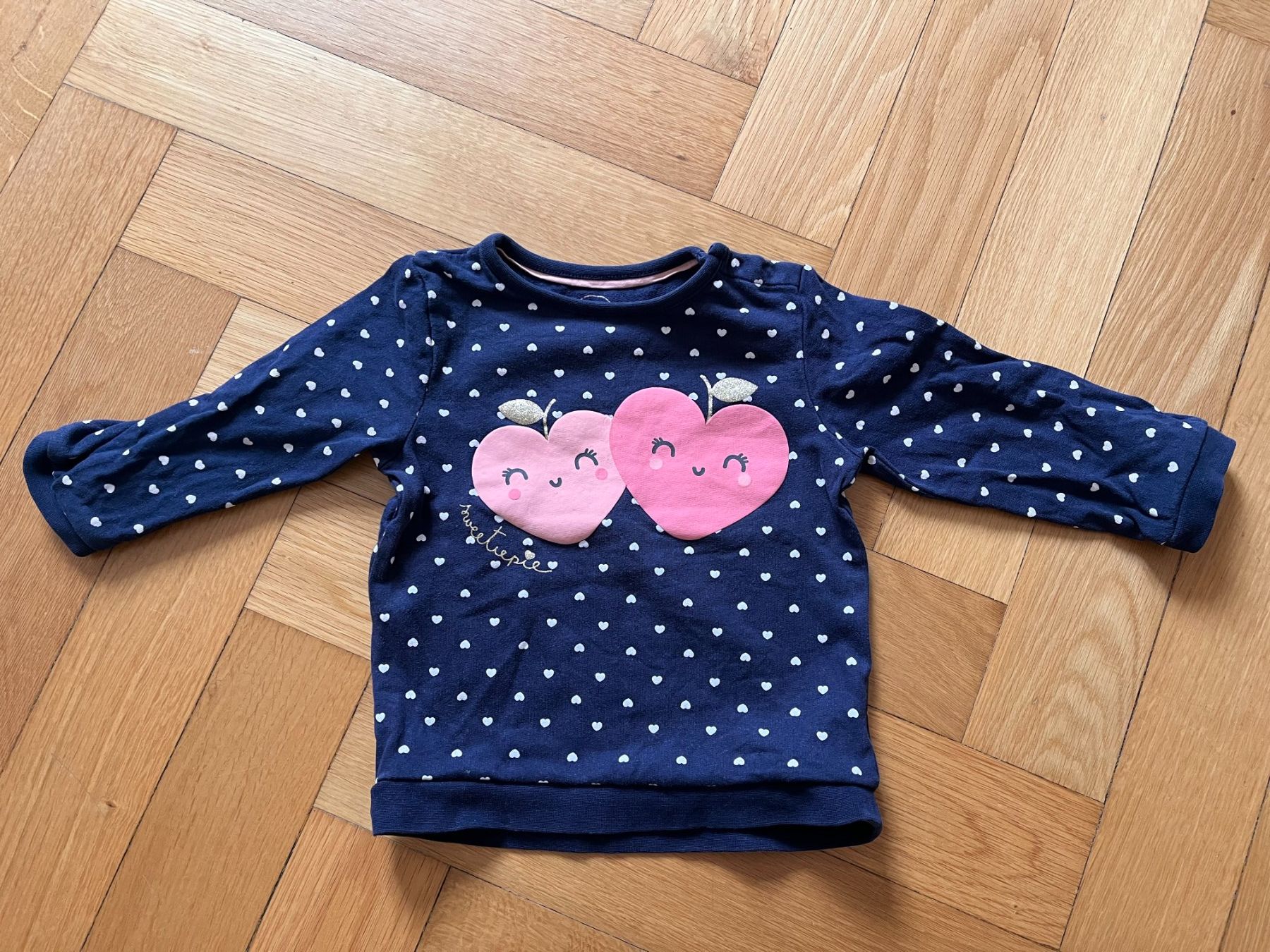 Pullover & Sweatshirts: Pull fille – Gebraucht aus Lausanne von eme_5z9v