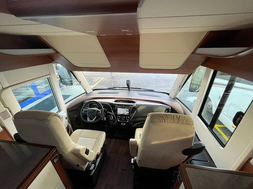 Veicoli da campeggio: CARTHAGO Liner For Two I 53 L - Iveco – Usato da Langenthal venduto da Reisemobil01 8