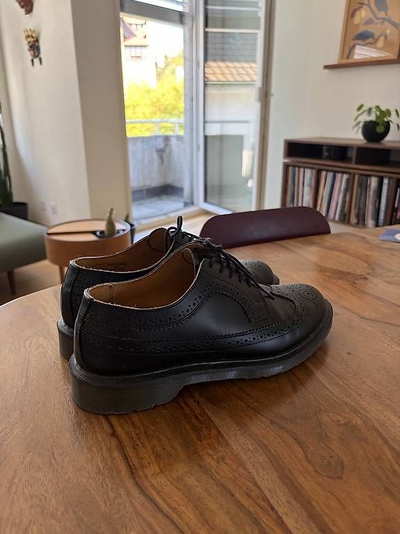 Scarpe da donna: Doc Martens – Usato da Fribourg venduto da fao_rjw5 1