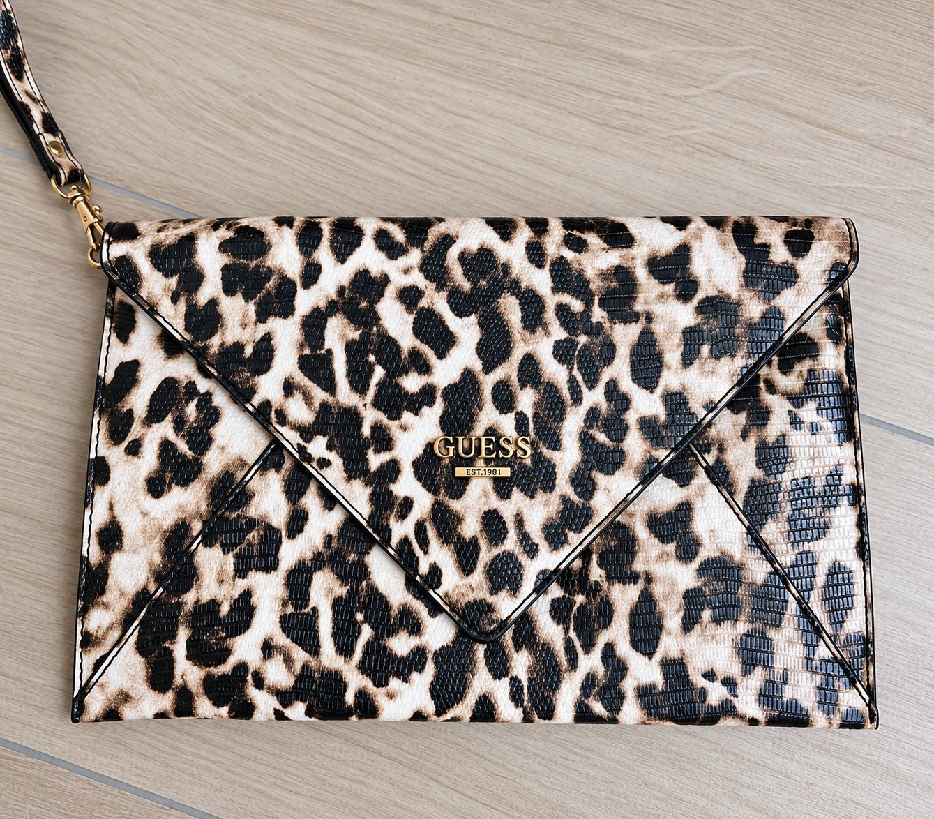 Guess Borse da donna: Pochette GUESS – Nuovo (secondo la descrizione) da Mont-sur-Rolle venduto da Senna85