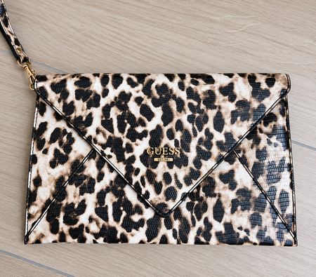 Pochette GUESS