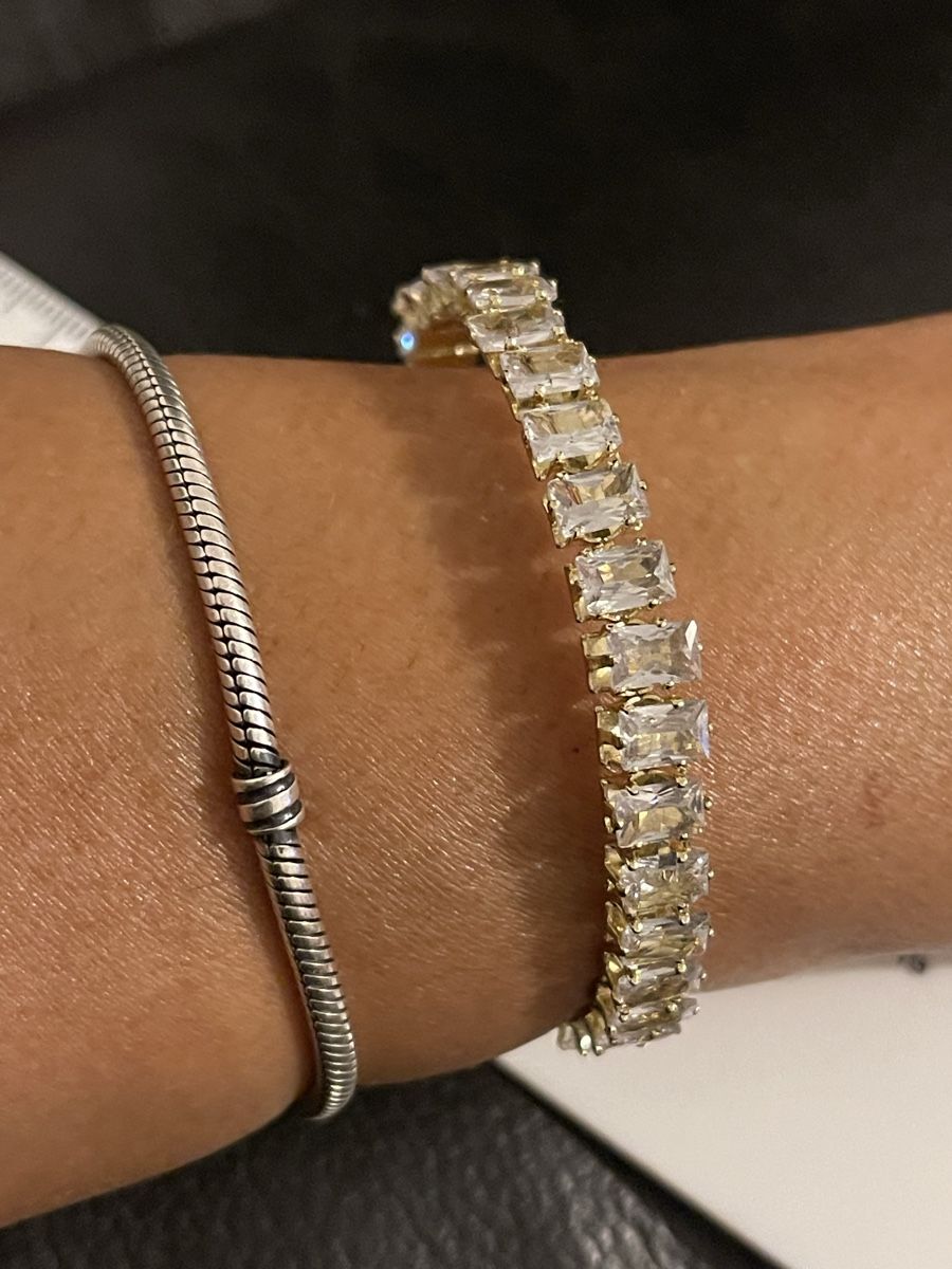 Armbänder & -reifen: Bracelet doré avec strass comme neuf  – Neu (gemäss Beschreibung) aus Kloten von Vermicelles