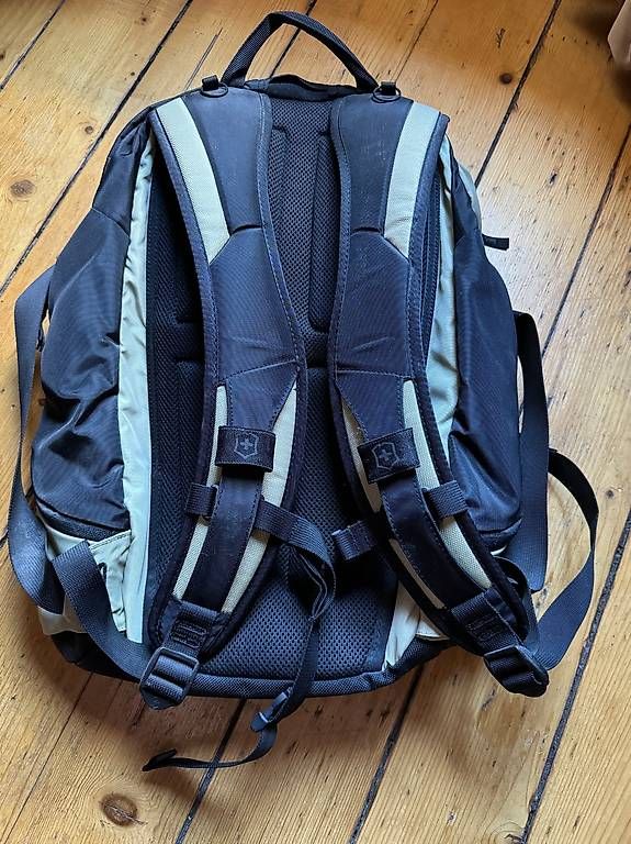 Victorinox Rucksäcke: Sac à Dos Victorinox – Neu (gemäss Beschreibung) aus Genève von Lubeach 2