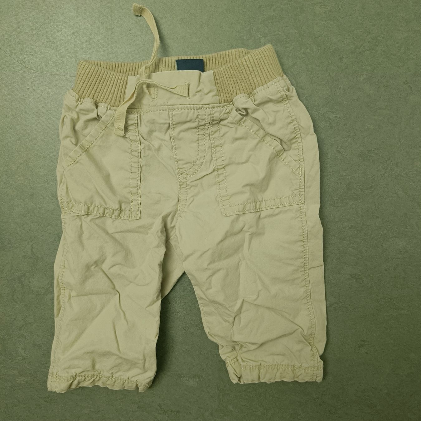 Pantalons: Hose Grösse 62 – D'occasion à Jaberg par urig17.
