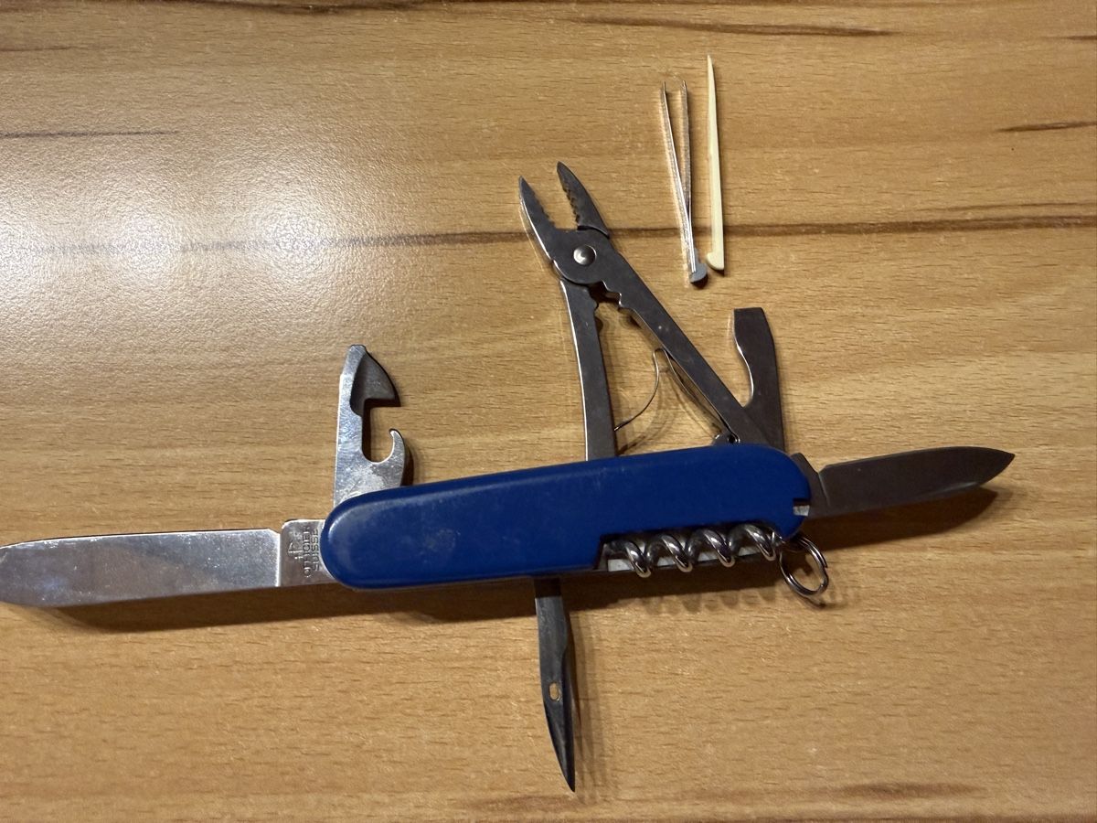 Victorinox Taschenmesser: Sackmesser Victorinix blau – Gebraucht aus Messen von Versber 5