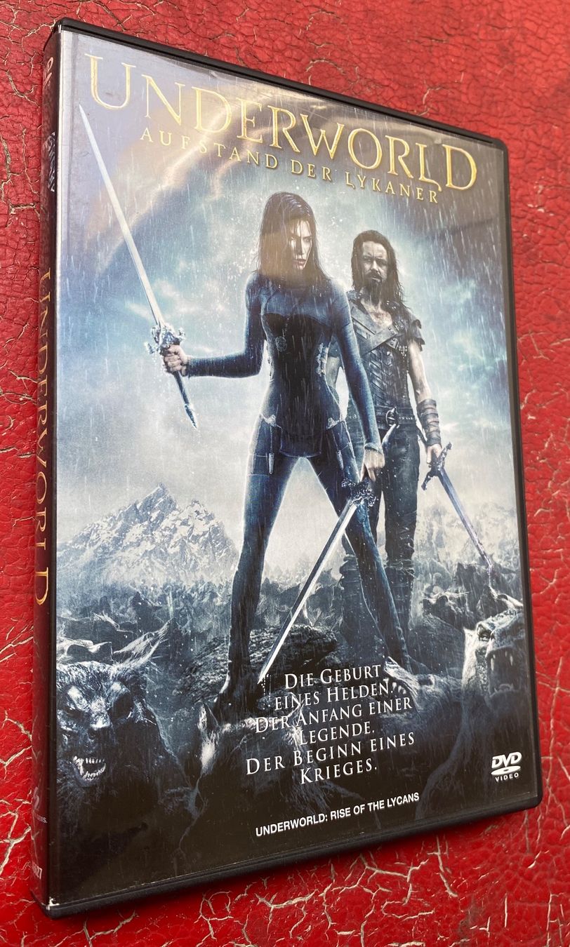 Tutti i DVDs: Underworld: Aufstand der Lykaner – Usato da Basel venduto da Ostschweiz06