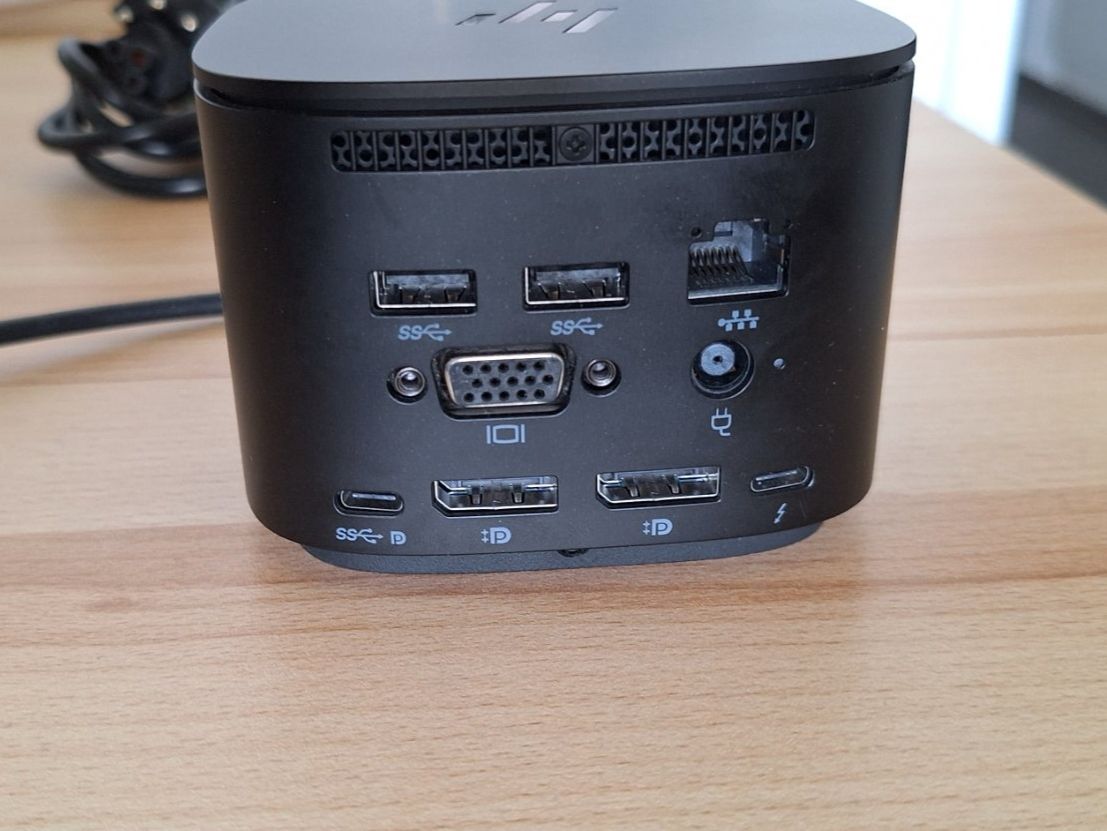 Hewlett Packard Docking station: HP Thunderbolt Dock 120W G2 Dockingstation L14714-001 – Usato da Märstetten venduto da activemember 2