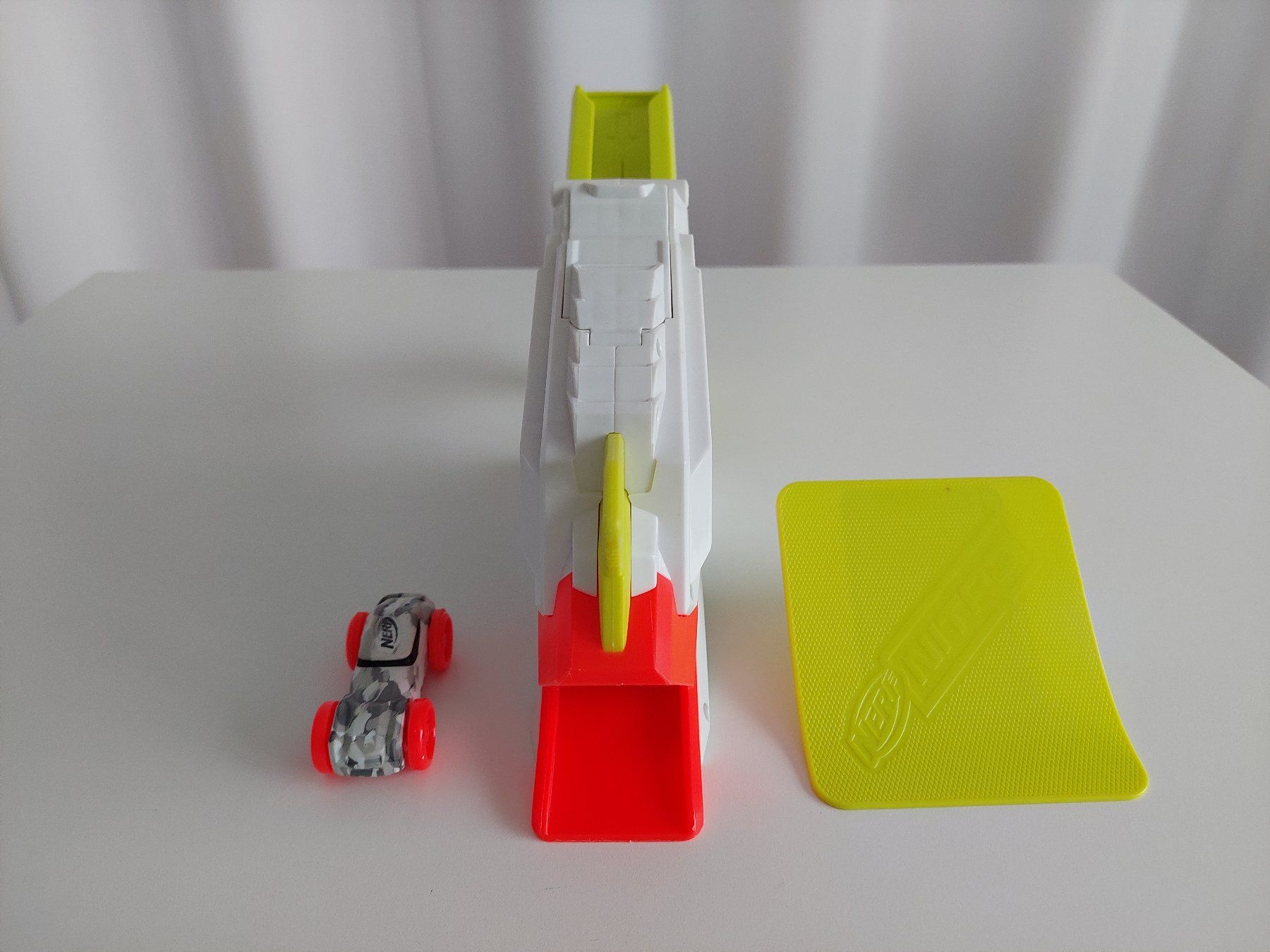 Hasbro Giocattoli: Hasbro Nerf Nitro AeroFury Ramp Rage / Car-Blasting Action – Usato da Zürich venduto da Lacoste06 1