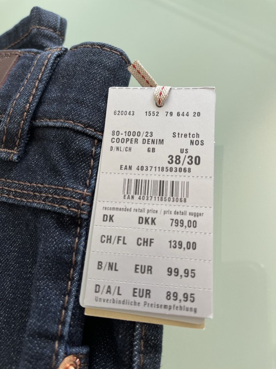 Brax Jeans: BRAX Feel Good Jeans Cooper Demin – Nuovo (secondo la descrizione) da Kehrsatz venduto da bianca69 2