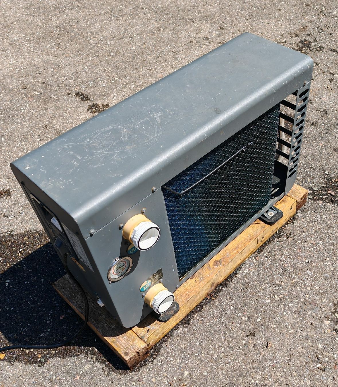 Radiatori: Poolex Silverline Mini 40 Pool Wärmepumpe  – Usato da Rheinsulz venduto da Dred 2