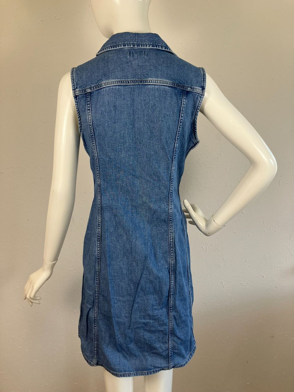 Levi's Robes: Levi's Jeanskleid Gr.M – D'occasion à Laupen ZH par kar_lfz6 3