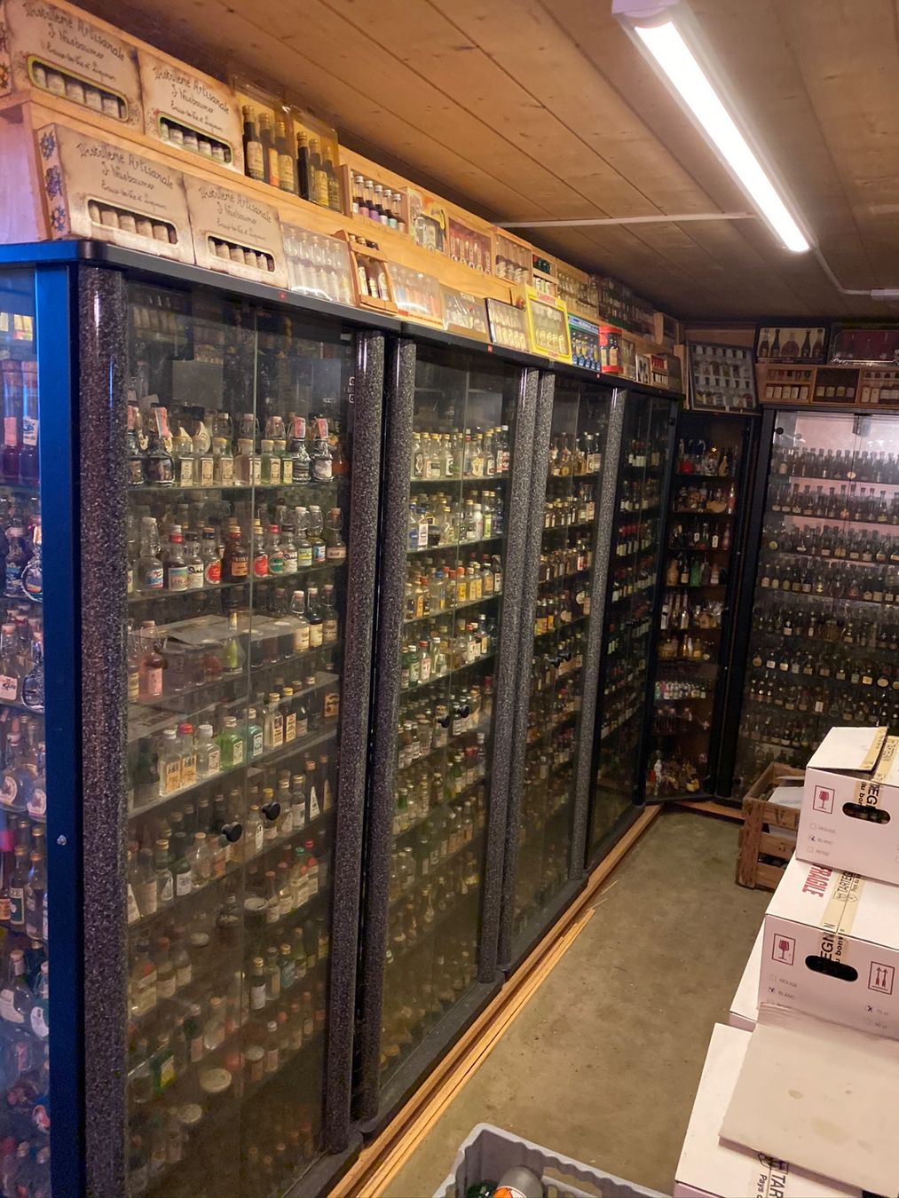 Altro: Petites bouteilles – Usato da Arzier-Le Muids venduto da ptitloup6030