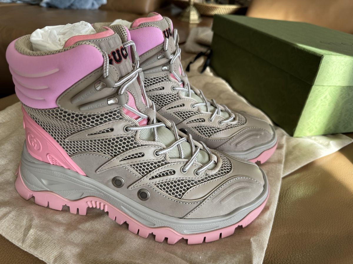 Scarpe da donna: Neu Gucci Gr.38 Boots – Nuovo (secondo la descrizione) da Belp venduto da Aliya 3