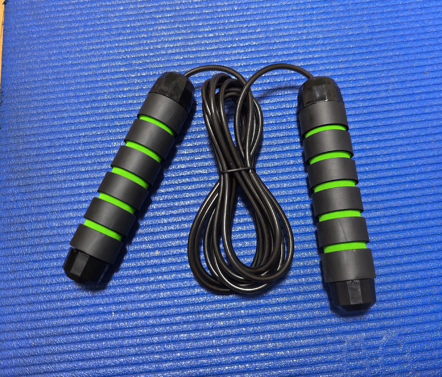 Springseile: Springseil mit Gewichten für dein Workout! – Neu und originalverpackt aus Bassersdorf von Sport_4_life